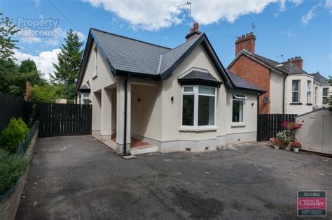 com Rates information is provided for guidance purposes only, as the information source is subject to change. . Houses for sale west belfast